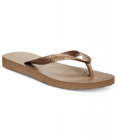 Women's Top Tiras Flip-Flops Gold $18.87 Shoes