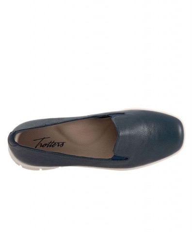 Women's Universal Loafer Blue $34.29 Shoes